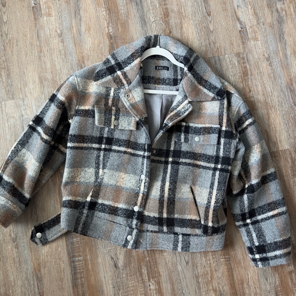 Oversized Crop Fit Flannel Jacket